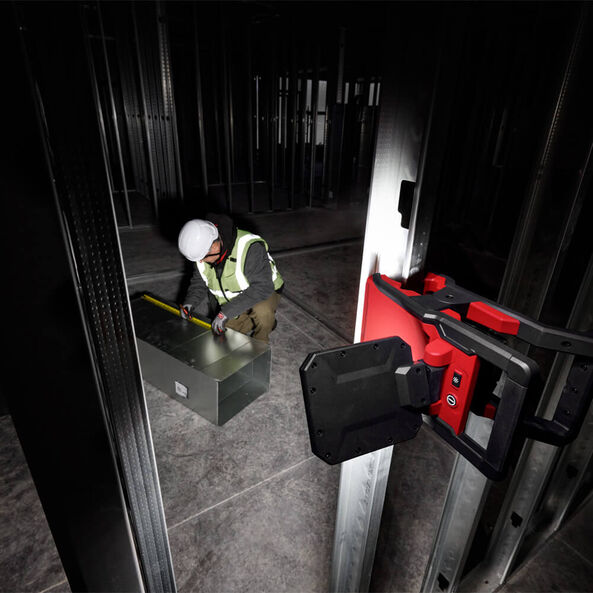 M18™ Pivoting Area Light (Tool Only), , hi-res