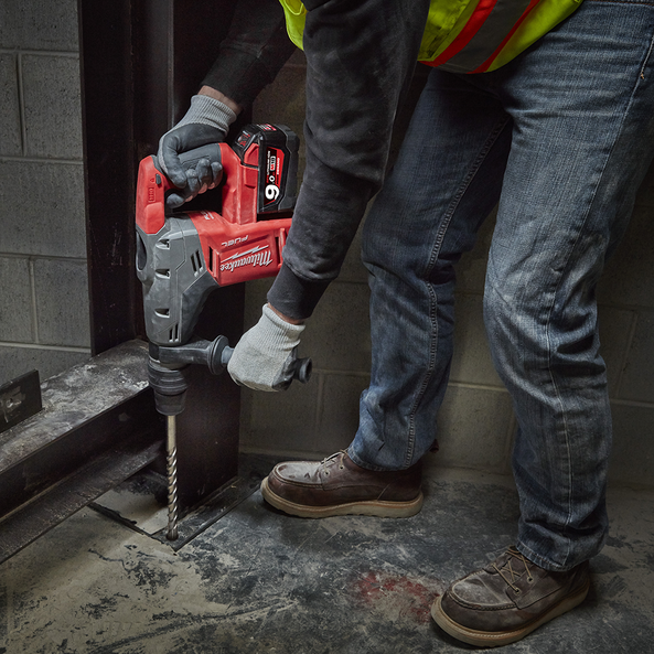 M18 FUEL™ 40mm SDS Max Rotary Hammer (Tool Only)