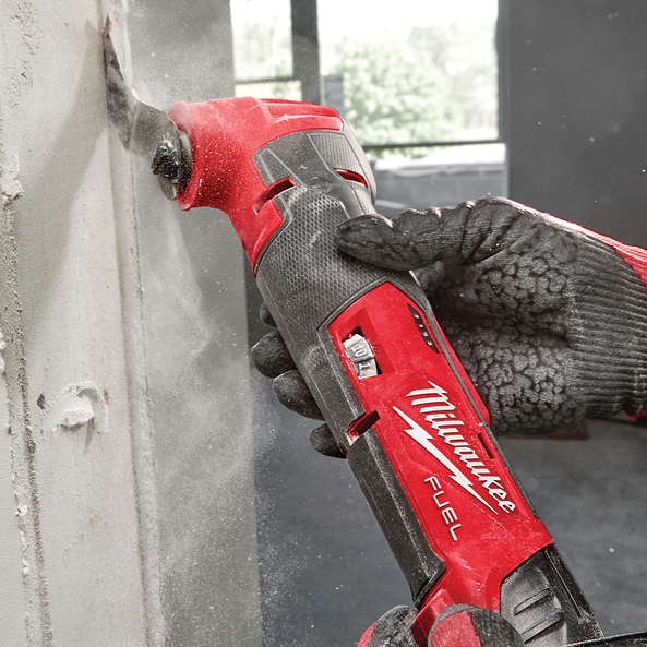 Milwaukee fuel hotsell oscillating tool m12