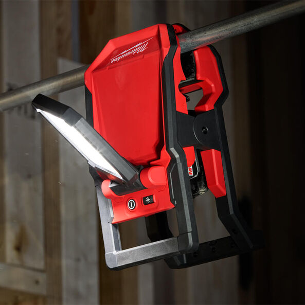 M18™ Pivoting Area Light (Tool Only), , hi-res