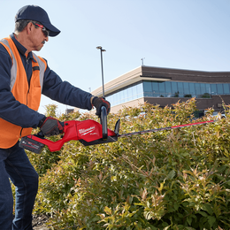 M18 FUEL™ 30" (762mm) Hedge Trimmer (Tool Only)