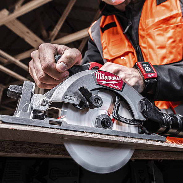 M12 FUEL™ 140mm Circular Saw (Tool Only), , hi-res