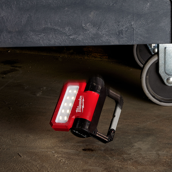 REDLITHIUM™ USB Folding Flood Light Kit