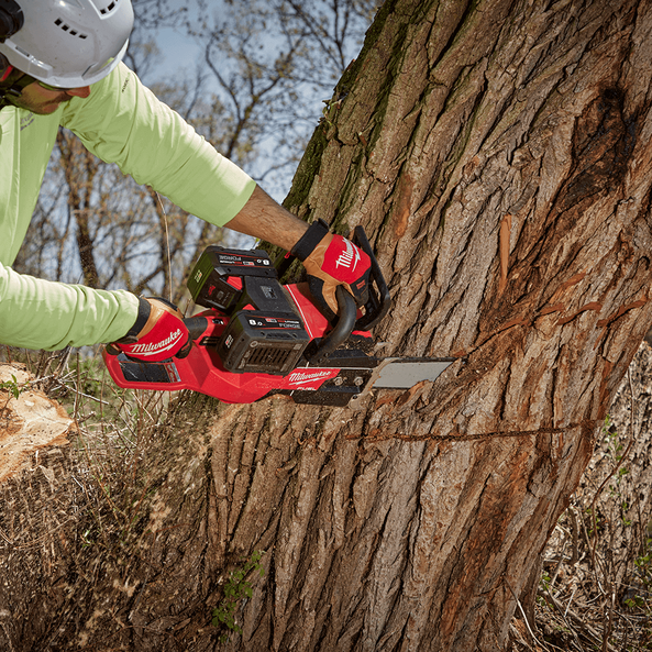 M18 FUEL™ 20" (508mm) Dual Battery Chainsaw (Tool Only), , hi-res