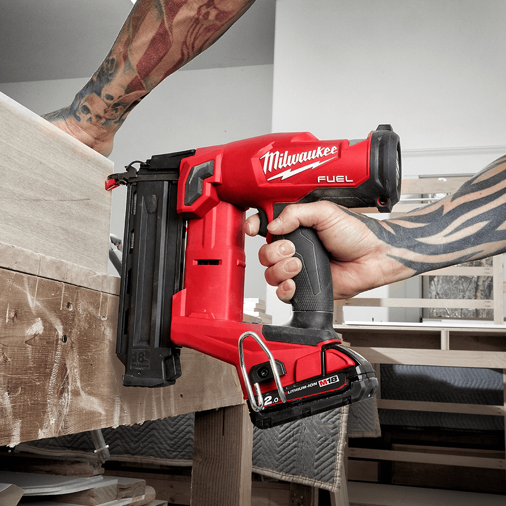 Milwaukee M18 FUEL™ 18 Gauge Brad 