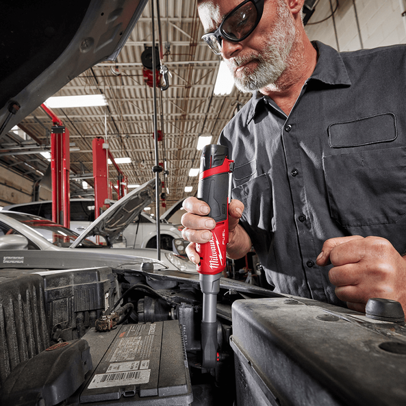 Milwaukee m12 quarter inch ratchet 2025