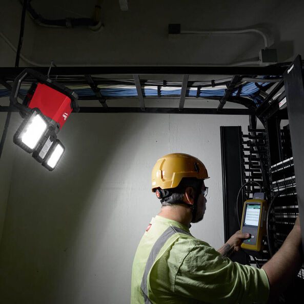 M18™ Three Panel Flood Light (Tool Only), , hi-res