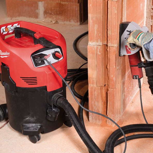 30L Wet/Dry L-Class Dust Extractor