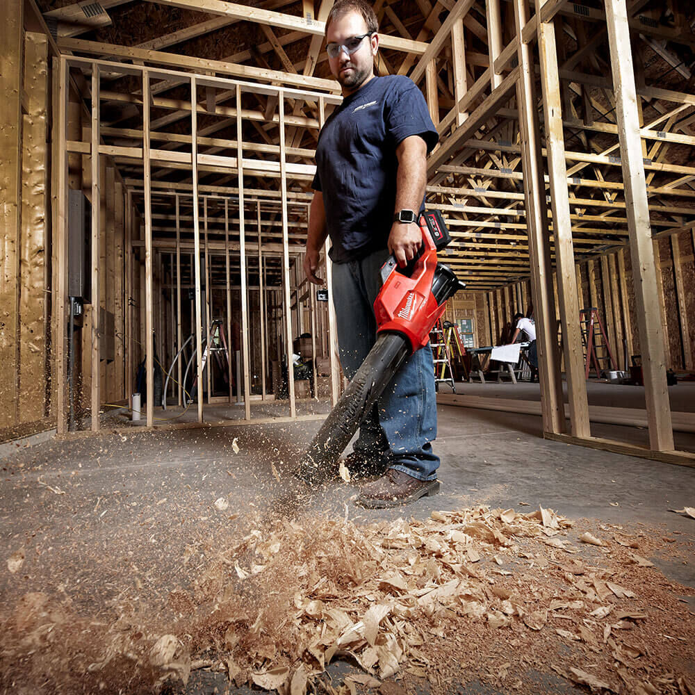 Milwaukee m18 fuel sale battery handheld leaf blower