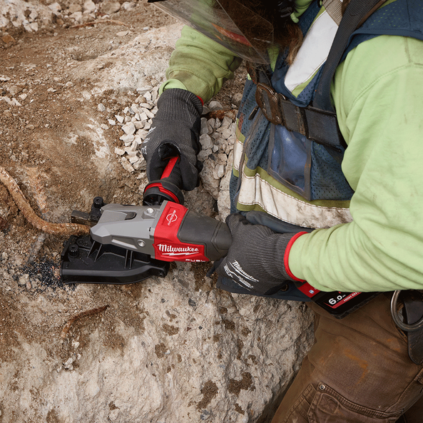 M18 FUEL™ 32mm Rebar Cutter w/ ONE-KEY™ (Tool Only), , hi-res