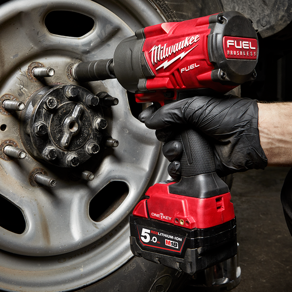 Milwaukee extended deals anvil impact