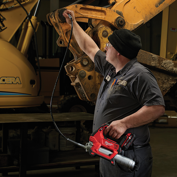 Cordless grease sales gun milwaukee