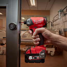 M18 FUEL™ SURGE™ 1/4" Hex Hydraulic Driver (Tool Only)