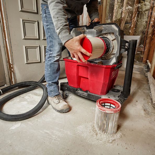 Milwaukee fuel 2025 wet dry vac