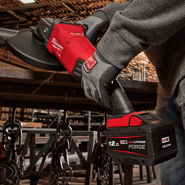 Milwaukee m18 fuel 12.0 battery top