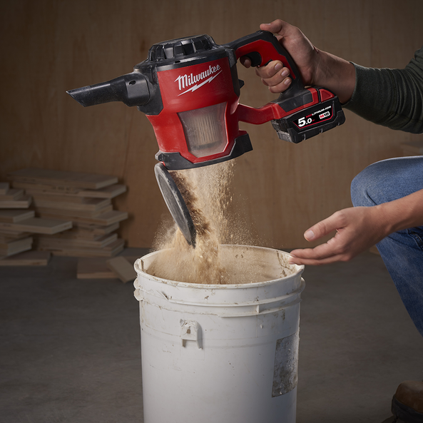 M18 compact vacuum review deals
