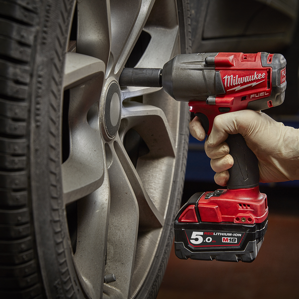 M18 FUEL™ 1/2" Mid-Torque Impact Wrench with Friction Ring (Tool Only)