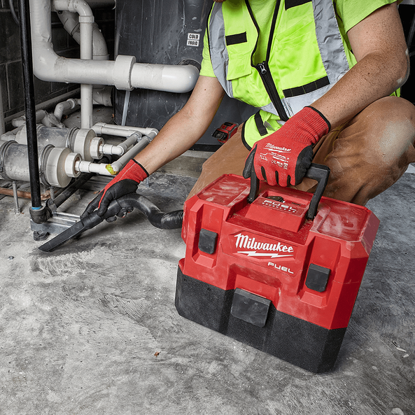 Milwaukee 12v top vacuum review
