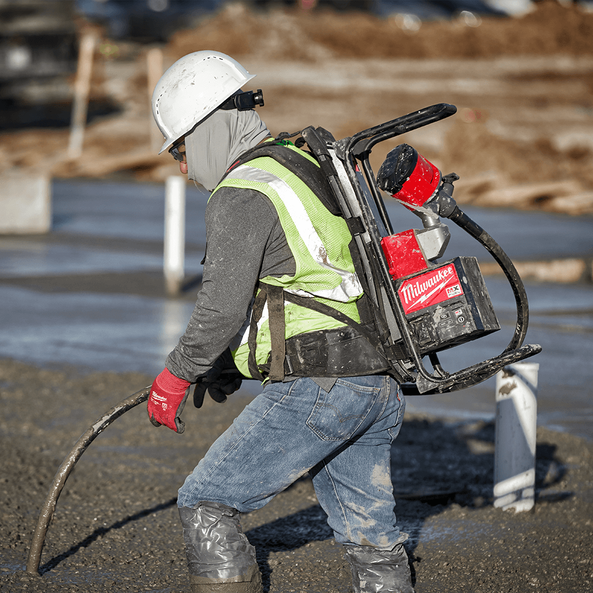 Milwaukee MX FUEL Backpack Concrete Vibrator MXFCVBP 0