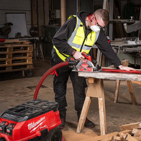 M18 FUEL™ PACKOUT™ Dual Battery AC/DC 34L M-Class Dust Extractor w/ VACLINK™ and ONE-KEY™ (Tool Only), , hi-res