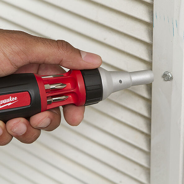 10-IN-1 Square Drive Ratcheting Multi Bit Driver