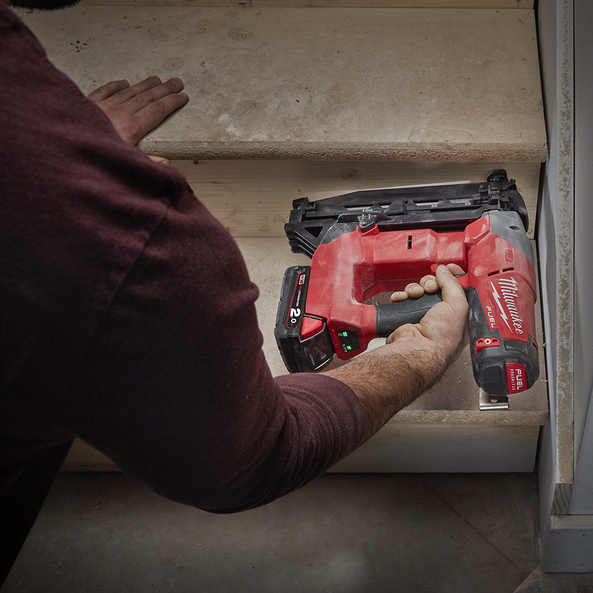 M18 FUEL™ 16ga Straight Finish Nailer (Tool Only)