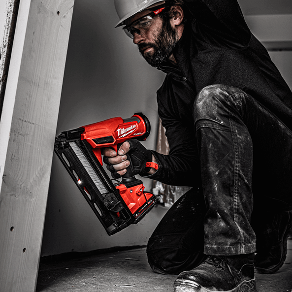 Milwaukee battery new arrivals powered finish nailer