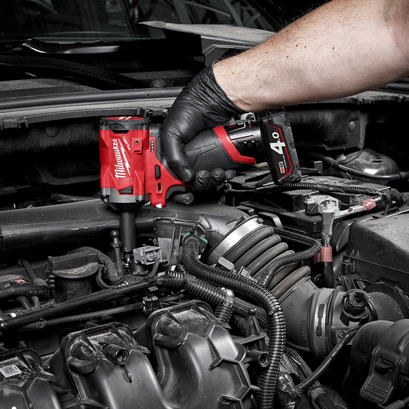 Milwaukee m12 store fuel impact wrench