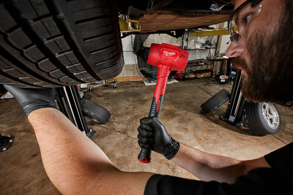 Milwaukee clearance auto hammer