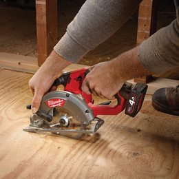 M12 FUEL™ 140mm Circular Saw (Tool Only)
