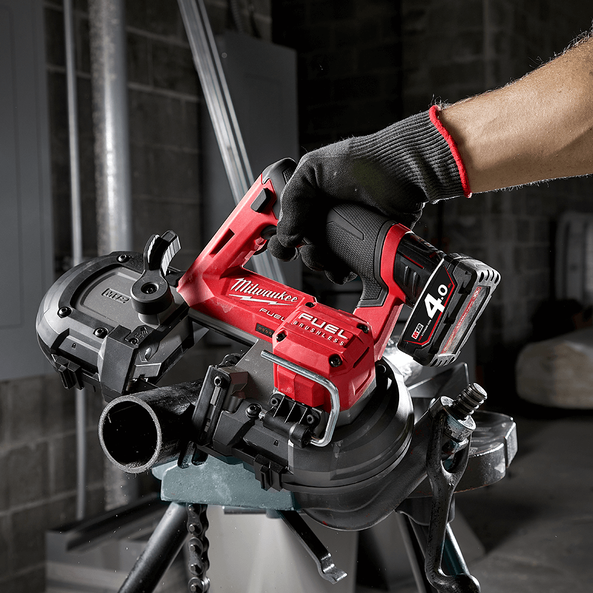 Milwaukee band discount saw fuel