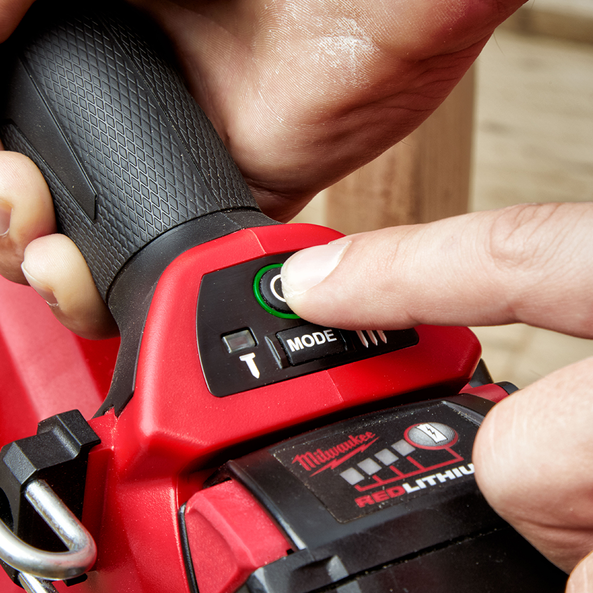 M18 FUEL™ 30° - 34° Framing Nailer (Tool Only), , hi-res