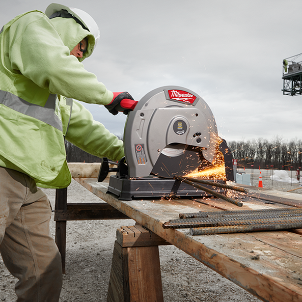 Milwaukee m18 on sale concrete saw