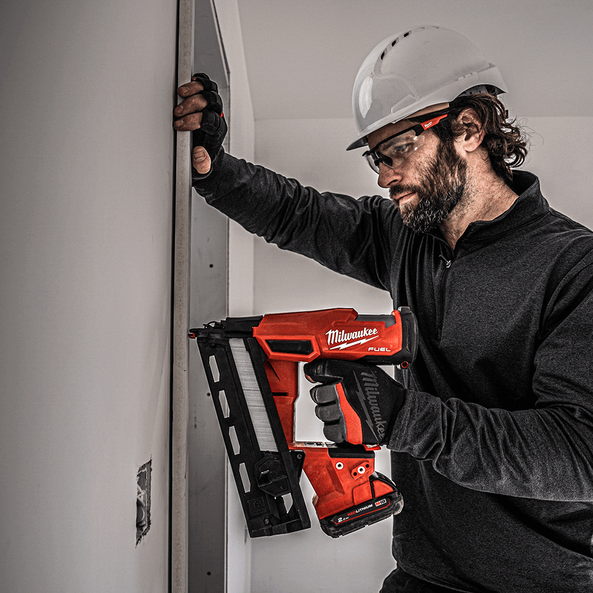 Milwaukee finish sales nailer 16 gauge