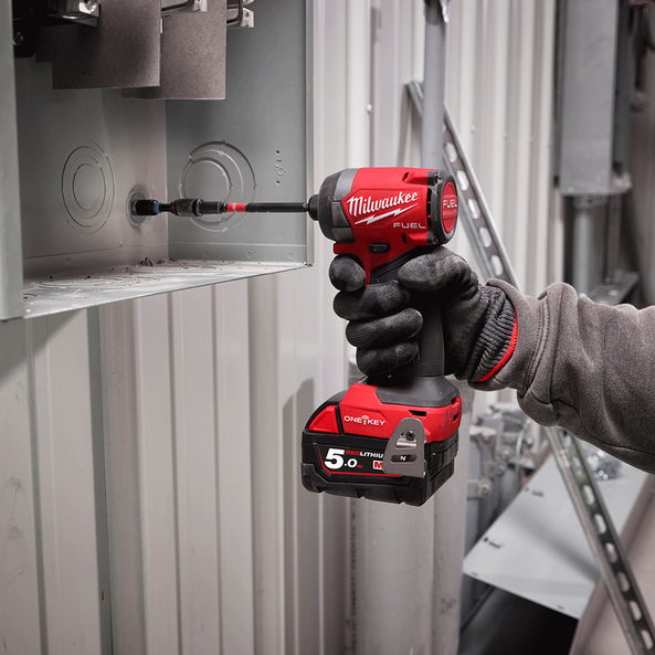 Milwaukee m18 hex driver store