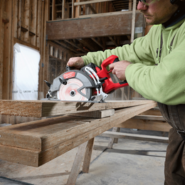 M18 FUEL™ 184mm (7-1/4") Rear Handle Circular Saw (Tool Only)