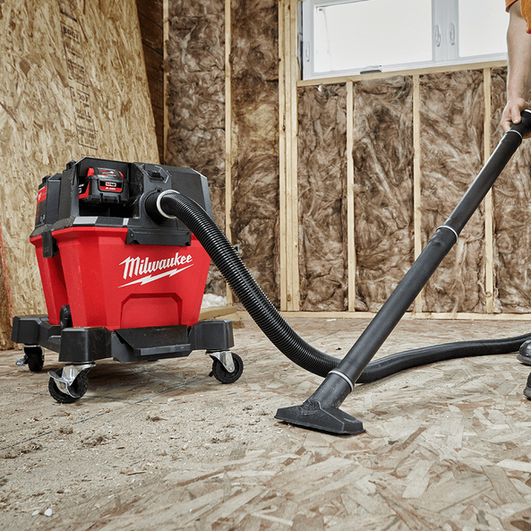 Milwaukee 18v vacuum clearance cleaner