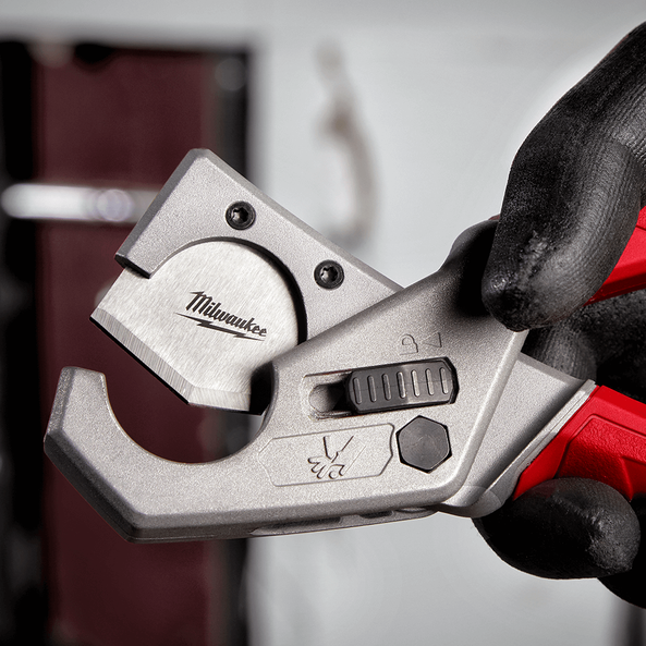 Milwaukee pex hotsell tubing cutter